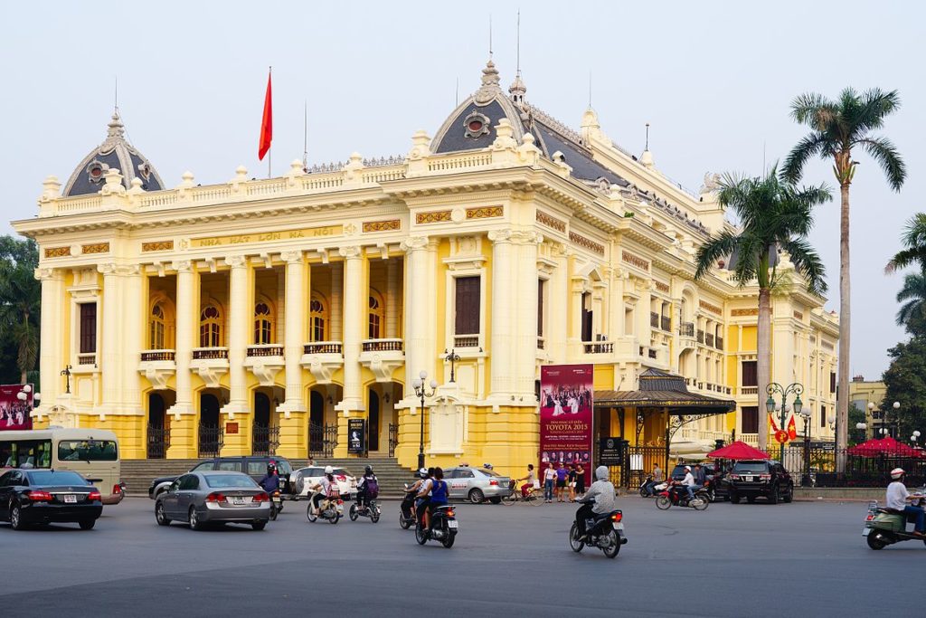 8. Hanoi Opera House (Nhà Hát Lớn Hà Nội)